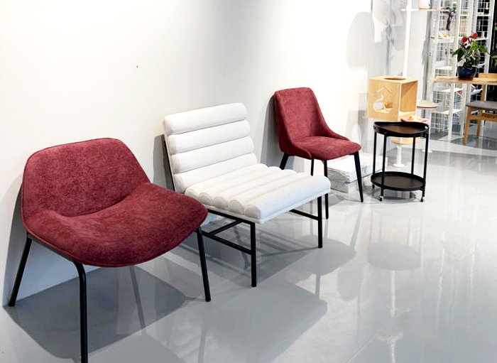 辦公區(qū)域及展廳